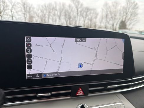 Used 2021 Hyundai Elantra Limited w/ Cargo Package image 28