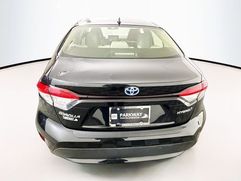 Certified 2020 Toyota Corolla LE w/ Carpet Mat Package (TMS) image 6