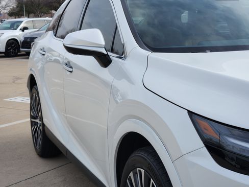 Certified 2025 Lexus RX 350 Premium Plus w/ Accessory Package (Z1) image 8