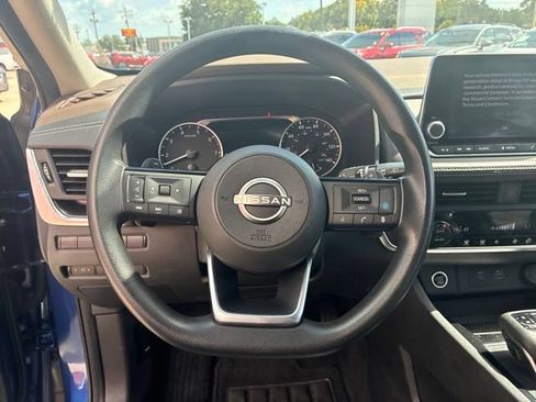 Used 2023 Nissan Rogue SV FWD image 21