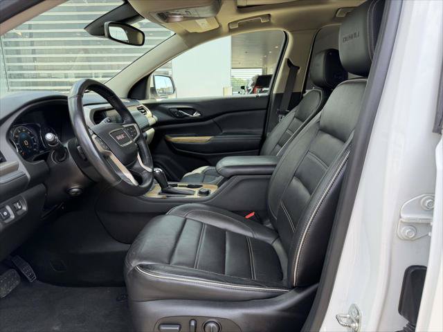Used 2017 GMC Acadia Denali w/ Technology Package AWD/4WD image 20