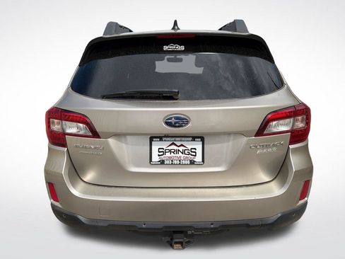 Used 2017 Subaru Outback 2.5i Limited AWD/4WD image 4