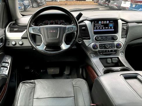 Used 2020 GMC Yukon SLT image 5