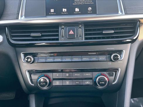 Used 2017 Kia Optima EX image 34