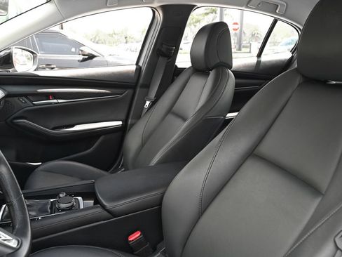 Certified 2025 MAZDA MAZDA3 s FWD image 12