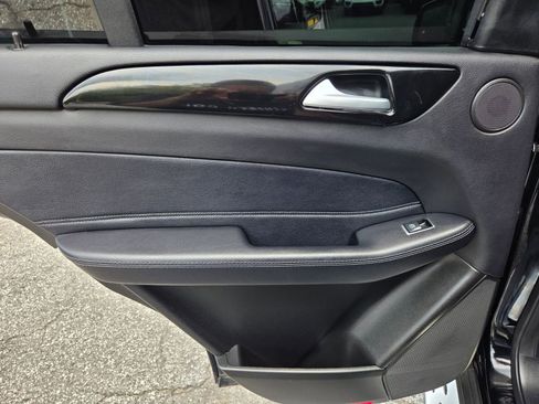 Used 2019 Mercedes-Benz GLE 43 AMG 4MATIC image 24