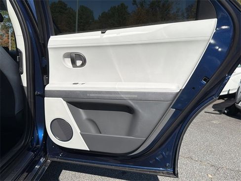 New 2026 Hyundai Ioniq 5 Limited image 16