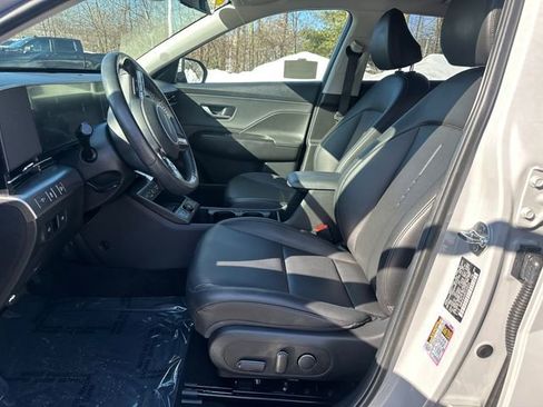 Used 2024 Hyundai Kona Limited FWD image 25