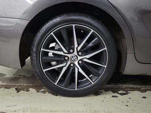 Used 2024 Toyota Camry SE image 6