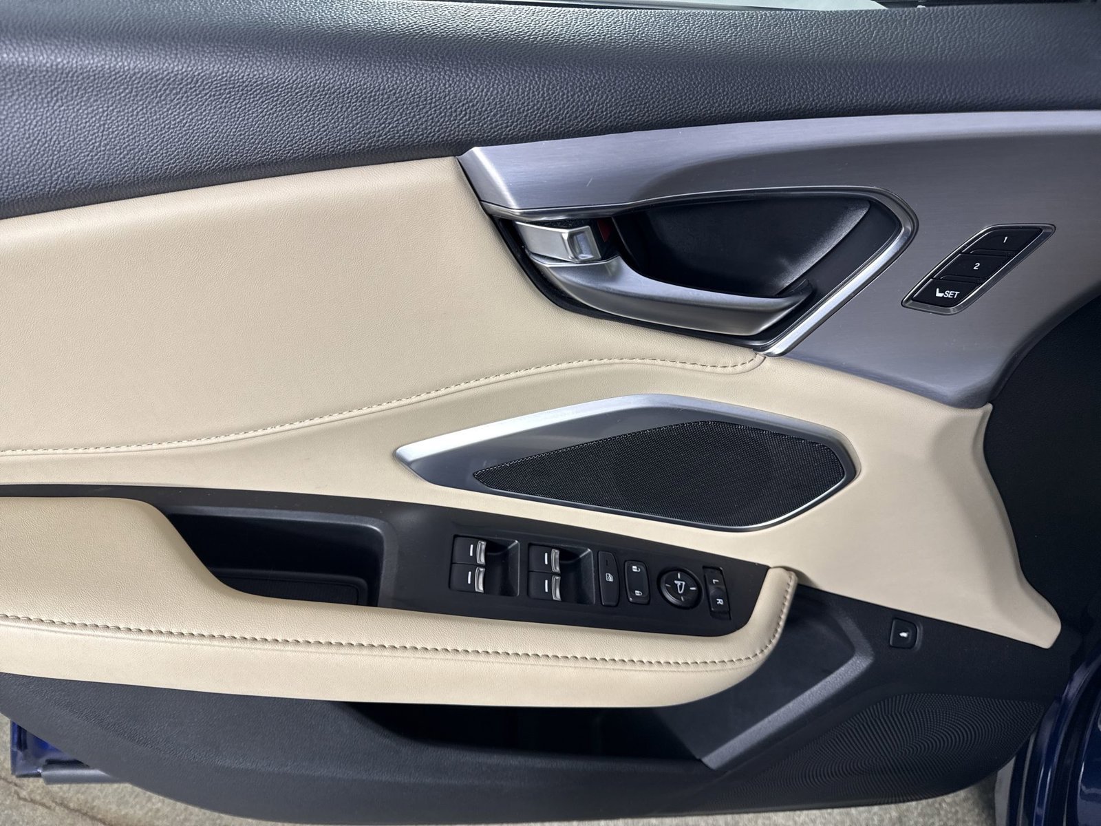 Used 2023 Acura RDX AWD image 22