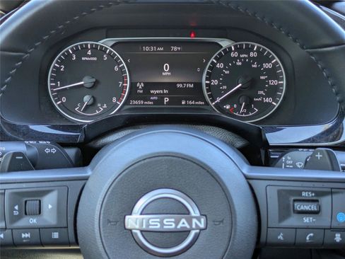 Used 2025 Nissan Pathfinder SV AWD/4WD image 30