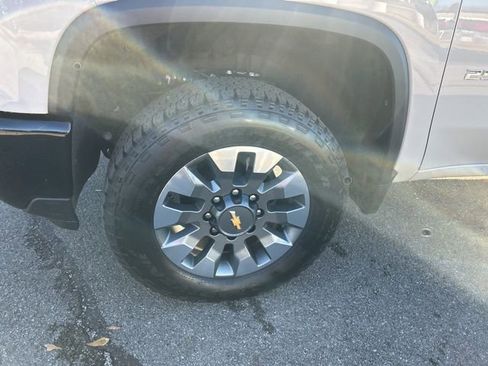 New 2026 Chevrolet Silverado 2500 Custom w/ Custom Value Package image 10