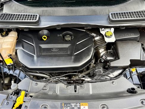 Used 2016 Ford Escape Titanium FWD image 19