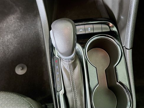 Used 2024 Buick Encore GX Preferred image 24