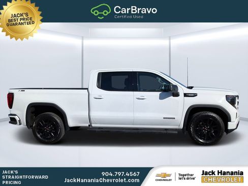 Used 2022 GMC Sierra 1500 Elevation w/ X31 Off-Road Package AWD/4WD image 2