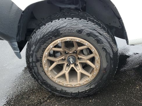 Used 2023 Toyota Tacoma SR image 10