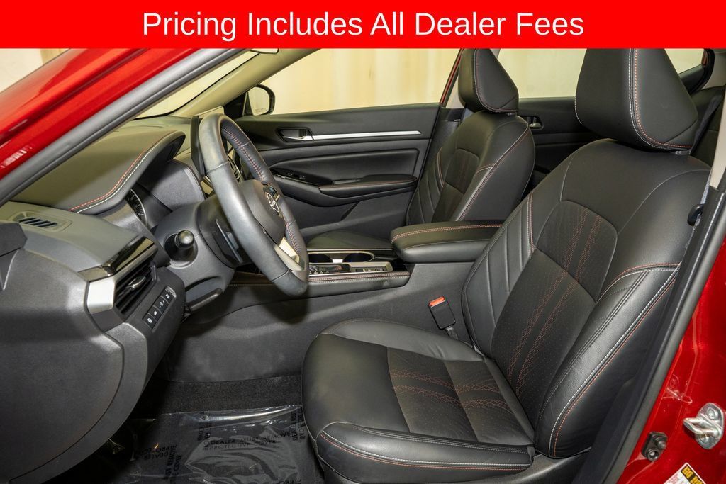 Certified 2024 Nissan Altima 2.0 SR FWD image 12