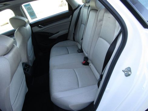 Used 2020 Honda Accord EX image 13