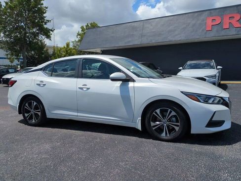 Used 2021 Nissan Sentra SV FWD image 2