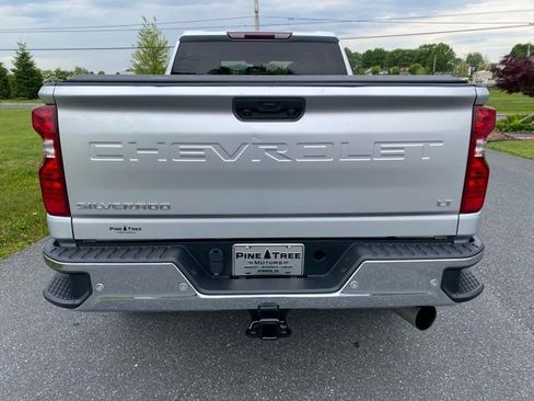 Used 2021 Chevrolet Silverado 2500 LT w/ Convenience Package AWD/4WD image 5