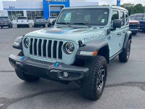 Used 2023 Jeep Wrangler Unlimited Rubicon 4xe AWD/4WD image 2
