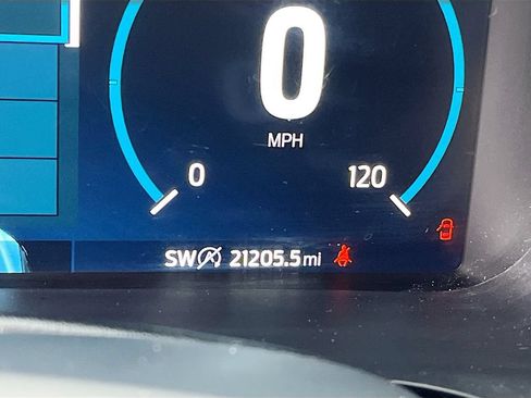 Used 2022 Ford F150 Lariat w/ Equipment Group 502A High AWD/4WD image 12