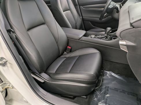 Used 2019 MAZDA MAZDA3 AWD Sedan w/ Select Package image 29