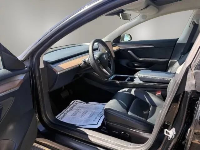 Used 2023 Tesla Model 3 Standard Range RWD image 11