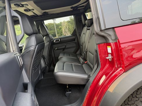 Used 2026 Ford Bronco Badlands AWD/4WD image 10