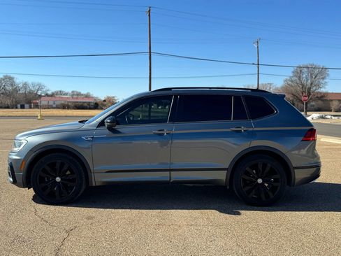 Used 2021 Volkswagen Tiguan SE R-Line image 10