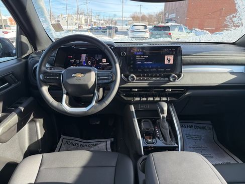 Used 2024 Chevrolet Colorado LT w/ LT Convenience Package III image 22