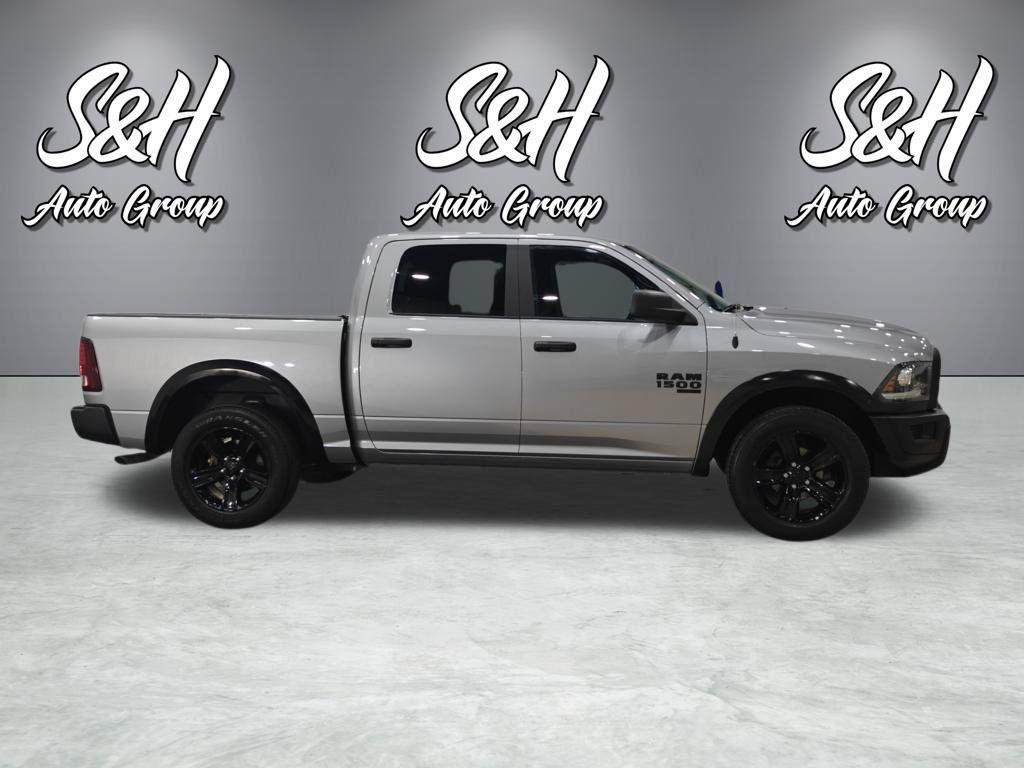 Used 2024 RAM 1500 Warlock AWD/4WD image 15