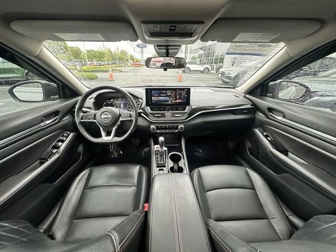 Used 2024 Nissan Altima 2.5 SR w/ SR Premium Package AWD/4WD image 16