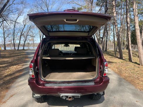Used 2001 Jeep Grand Cherokee Limited image 9