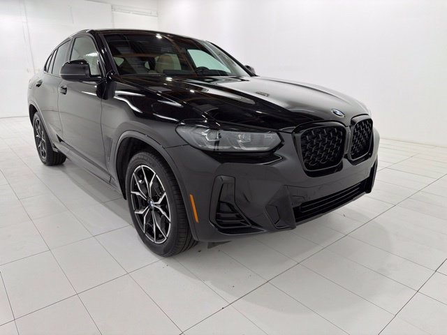 Certified 2024 BMW X4 xDrive30i w/ Premium Package AWD/4WD image 7