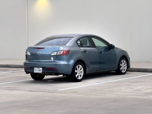 Used 2010 MAZDA MAZDA3 i Touring FWD image 7