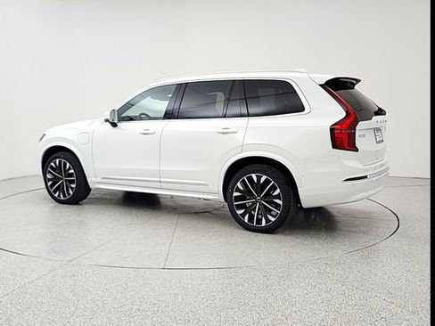 New 2026 Volvo XC90 T8 Plus w/ Protection Package AWD/4WD image 7
