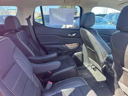 Used 2021 GMC Acadia Denali w/ Denali Ultimate Package image 14