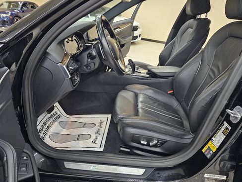 Used 2018 BMW 530e image 19