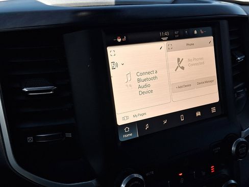 Used 2023 RAM 1500 Big Horn image 29