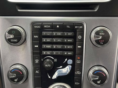 Used 2017 Volvo S60 T5 Dynamic image 25