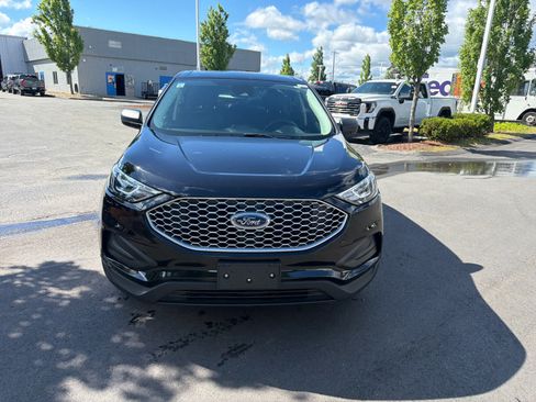 Used 2024 Ford Edge SE w/ Cargo Accessory Package AWD/4WD image 2