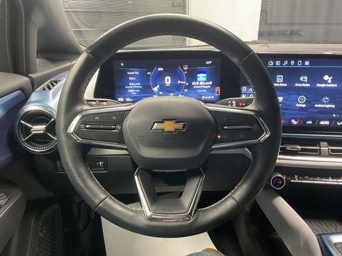 Used 2024 Chevrolet Equinox EV LT image 16