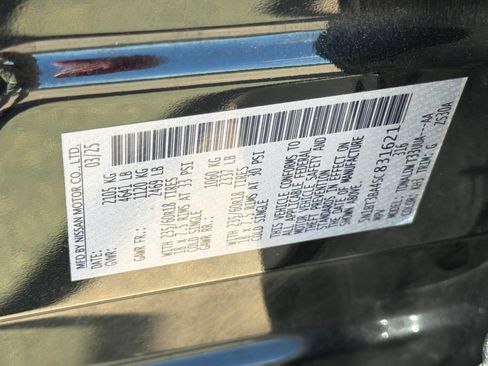 Used 2025 Nissan Rogue SV FWD image 34