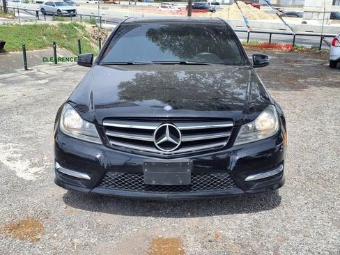 Used 2014 Mercedes-Benz C 250 Sedan image 2