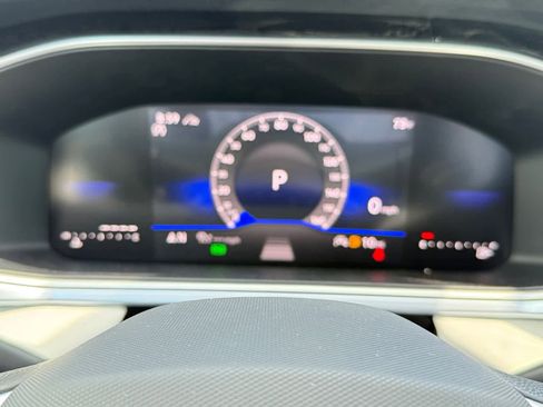 New 2026 Volkswagen Taos SE AWD/4WD image 14