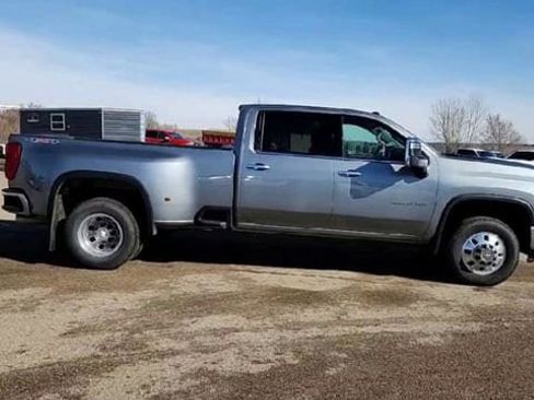 Certified 2024 Chevrolet Silverado 3500 LTZ image 9