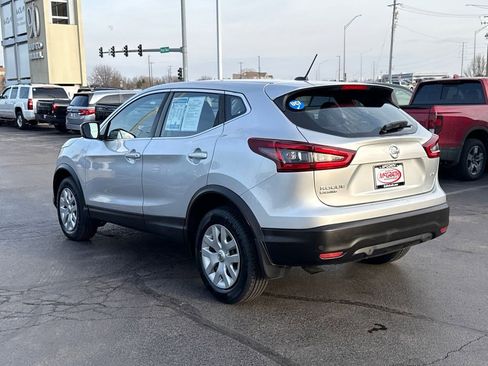 Used 2020 Nissan Rogue Sport S image 9