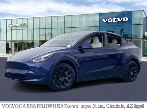 Used 2023 Tesla Model Y Long Range image 1