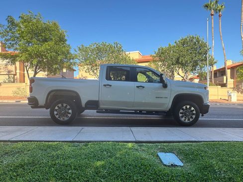 Used 2022 Chevrolet Silverado 2500 Custom w/ Custom Value Package AWD/4WD image 62